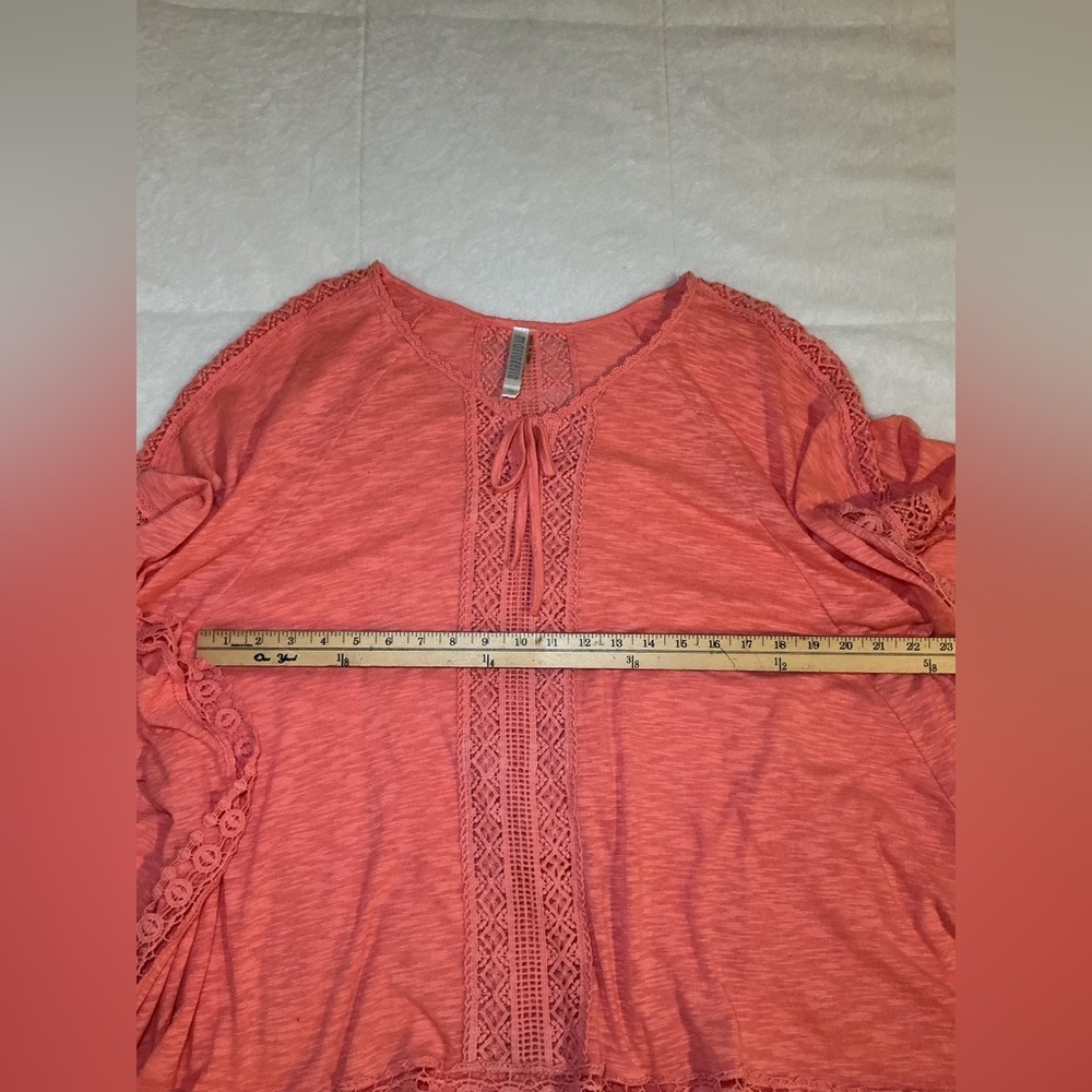 Women's Pink Lace Trim Top - Picture 5 of 6